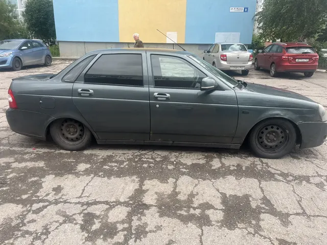 LADA модель Priora 2011 г.в. VIN-номер XTA217030C0340585. Имущество находится в залоге у ПАО "Совкомбанк".