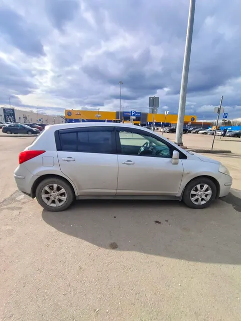 Автомобиль марки NISSAN модель Tiida 2008 г.в. VIN-номер 3N1FCAC11UL455863