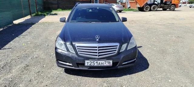 Легковой автомобиль марки: Mercedes-Benz, модели: Е250, год выпуска: 2011 г., кузов №: WDD2122472A534004, идентификационный номер (VIN): WDD2122472A534004