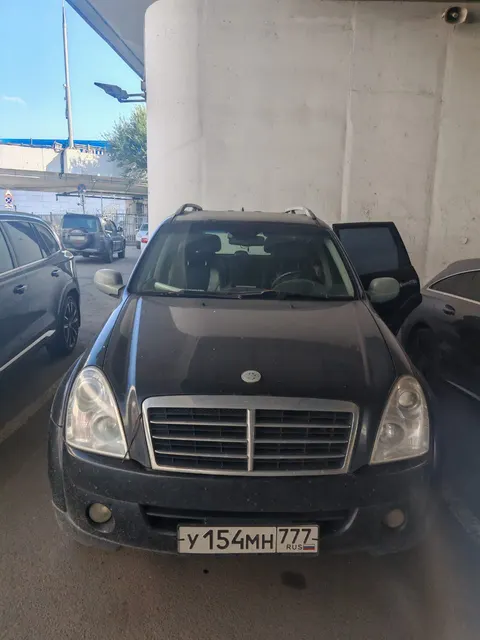 Легковой автомобиль марки: SSANG YONG, модель: Rexton II, год выпуска: 2011 г. кузов №: Z8UG0A1FSB0002117, идентификационный номер (VIN): Z8UG0A1FSB0002117