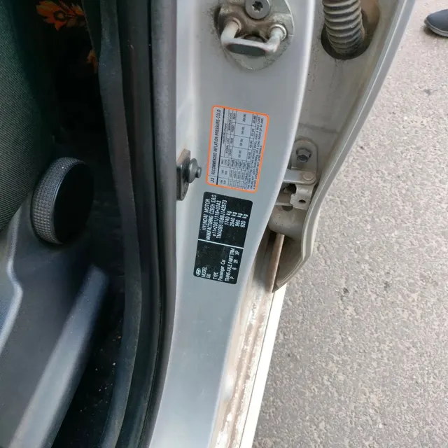 Автомобиль марки HYUNDAI модель i30 2010 г.в. VIN-номер TMADB51DBBJ142573