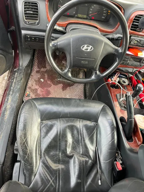 Легковой автомобиль марки: HYUNDAI, модель: Sonata, год выпуска: 2008 г., кузов №: X7MEN41HP8M038628, идентификационный номер (VIN): X7MEN41HP8M038628