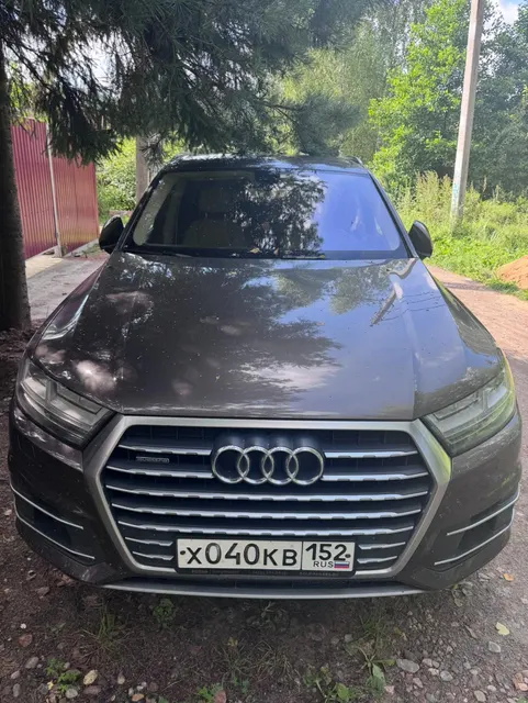 Автомобиль марки AUDI модель Q7 2015 г.в. VIN-номер WAUZZZ4M0GD013619