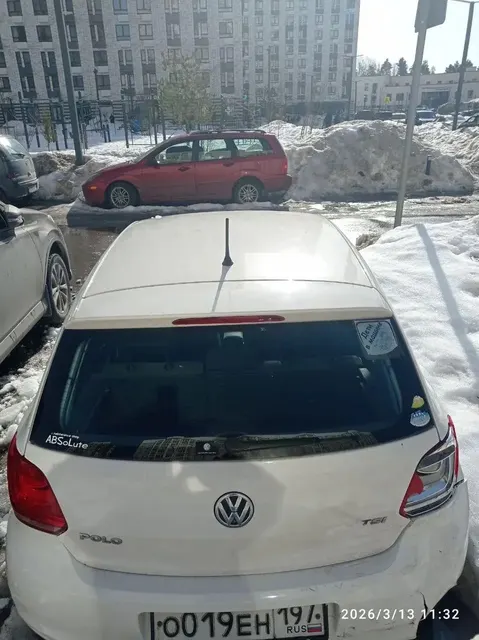 Автомобиль марки VOLKSWAGEN мо- дель Polo 2010 г.в. VIN-номер WVWZZZ6RZBY095123