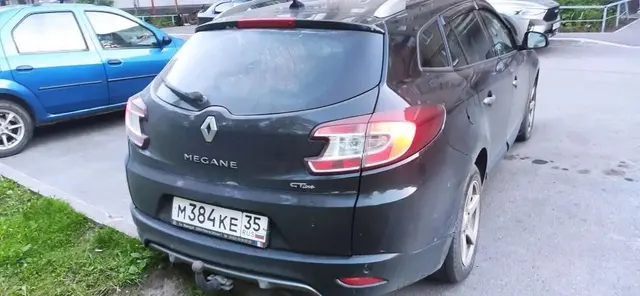 Автомобиль марки RENAULT модель Megane 2011 г.в. VIN- номер VF1KZ090E44871817