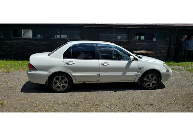 Автомобиль марки MITSUBISHI модель Lancer 2006 г.в. VIN-номер JMBSNCS3A7U009559