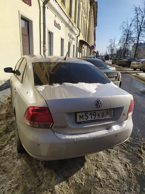 Автомобиль марки VOLKSWAGEN модель Polo 2012 г.в. VIN-номер XW8ZZZ61ZCG048752