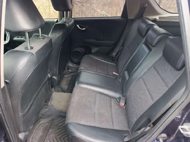 Автомобиль марки HONDA модель FIT SHUTTLE 2014 г.в. VIN-номер GP2-3213146
