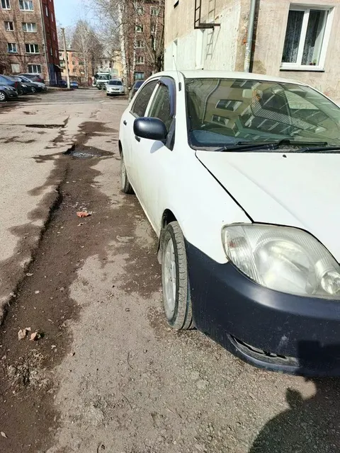 Легковой автомобиль марки: TOYOTA, модели: Corolla, год выпуска: 2003, кузов №: NZE1240031195