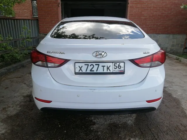 Автомобиль марки HYUNDAI модель Elantra, 2015 года выпуска, VIN-номер: XWEDH41CBG0000230