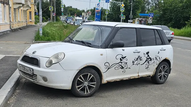 Автомобиль марки LIFAN модель 113300 2011 г.в. VIN-номер X9W113300B0002966