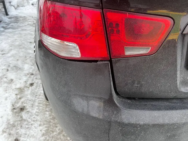 Автомобиль марки KIA модель CERATO 2010 г.в. VIN-номер KNAFU411AB5333012