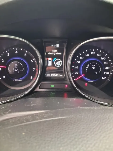 Легковой автомобиль марки: HYUNDAI, модели: SANTA FE, год выпуска: 2013, (VIN): KMHSU81CDDU176158