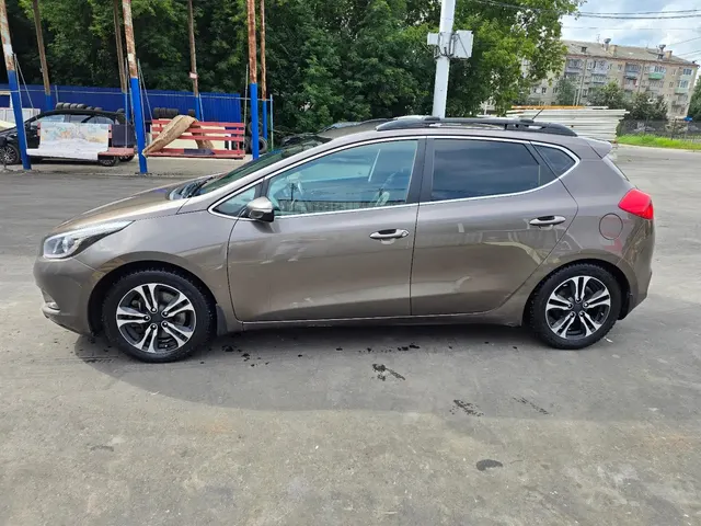 Автомобиль марки KIA модель Ceed 2014 г.в. VIN-номер XWEHN512BE0024013. Имущество находится в залоге у ПАО "Совкомбанк".