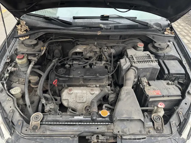 Автомобиль марки MITSUBISHI модель Lancer 2005 г.в. VIN-номер JMBSNCS1A6U000452