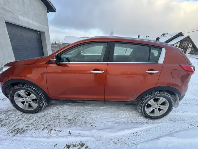 Автомобиль марки KIA модель Sportage 2013 г.в. VIN номер XWEPC811BD0024040. Предмет залога ПАО «Совкомбанк» (ИНН: 4401116480)