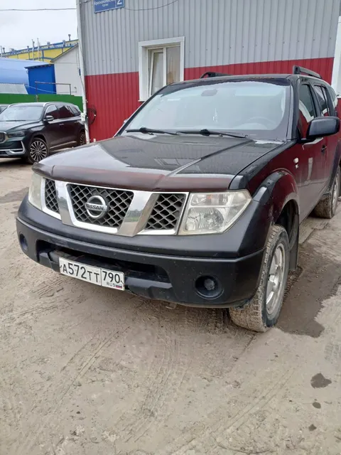 автомобиль марки NISSAN модель Pathfinder 2006 г.в. VIN-номер VSKJLWR51U0117356.