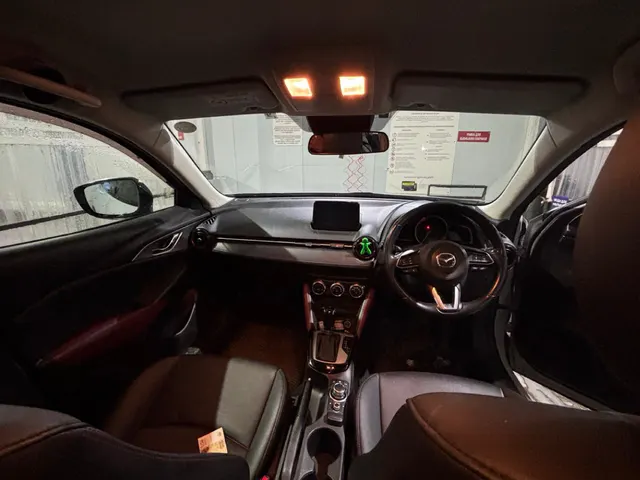 Автомобиль марки MAZDA модель CX-3 2017 г.в. номер кузова DK5AW-203433