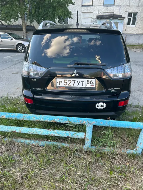 Автомобиль марки MITSUBISHI модель Outlander 2007 г.в. VINномер JMBXLCW6W7Z002245