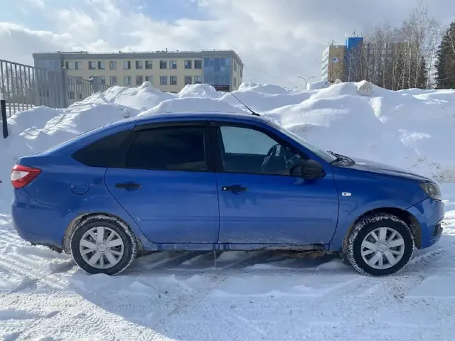 Автомобиль марки LADA модель Granta2020 г.в. VIN-номер XTA219110M0381746, является предметом залога ПАО «Совкомбанк»