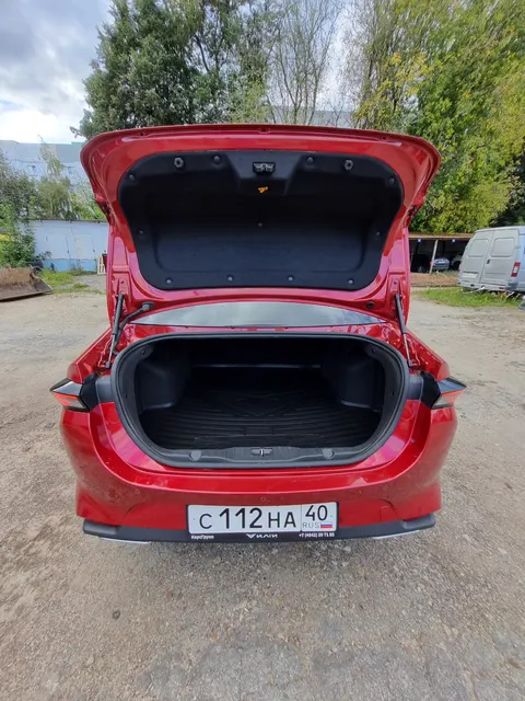 Автомобиль легковой седан KAIYI E5, год выпуска 2025, (VIN) XUUJA2G22R0014788, ГРЗ С112НА40, цвет КРАСНЫЙ (залог в ПАО «Совкомбанке»)