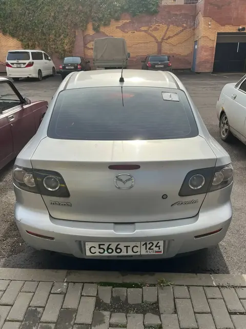 Автомобиль марки MAZDA модель AXELA 2006 г.в. номер кузова BK5P301368