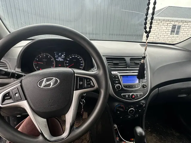 Автомобиль марки HYUNDAI модель Solaris 2014 г.в. VIN-номер Z94CT41DBDR293018