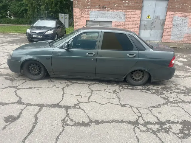 LADA модель Priora 2011 г.в. VIN-номер XTA217030C0340585. Имущество находится в залоге у ПАО "Совкомбанк".