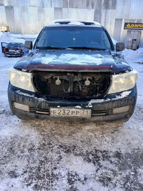 Автомобиль марки TOYOTA, модель Land Cruiser, 2008 года выпуска, VIN-номер JTMHT05J404016366