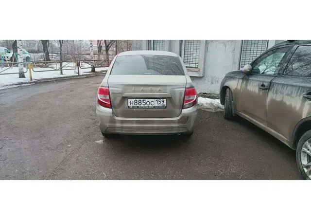 Легковой автомобиль марки: LADA, модель: Granta 219010, год выпуска: 2020 г., кузов № XTA219010M0719442. Идентификационный номер (VIN): XTA219010M0719442