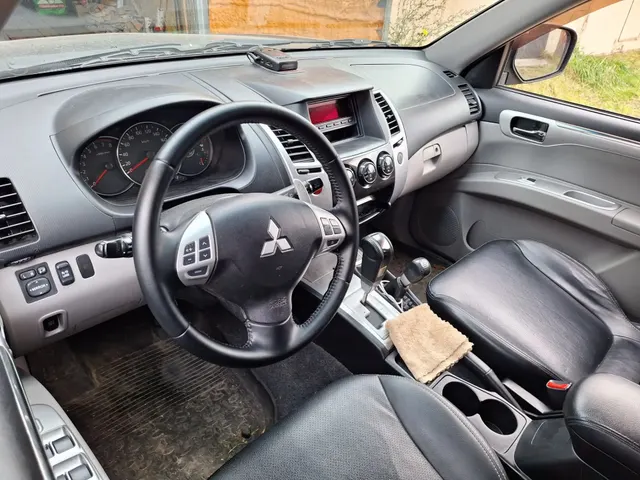 Автомобиль марки MITSUBISHI модель Pajero Sport 2011 г.в. VIN-номер MMCGYKH60BFZ03759