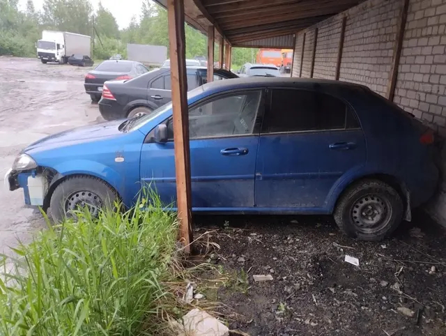 транспортное средство: Шевроле Клан (J200/Chevrolet Lacetti), гос. рег. знак Н697ХР29, 2010 года выпуска; цвет – синий, VIN XUUNF487JA0010455 (предмет залога ПАО «Совкомбанк»)