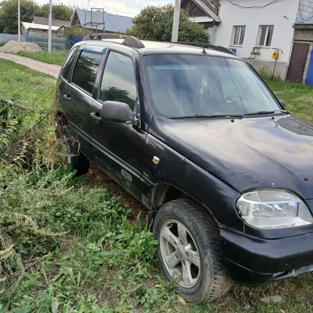 автомобиль CHEVROLET модель NIVA 2008 г.в. VIN-номер X9L21230080244946