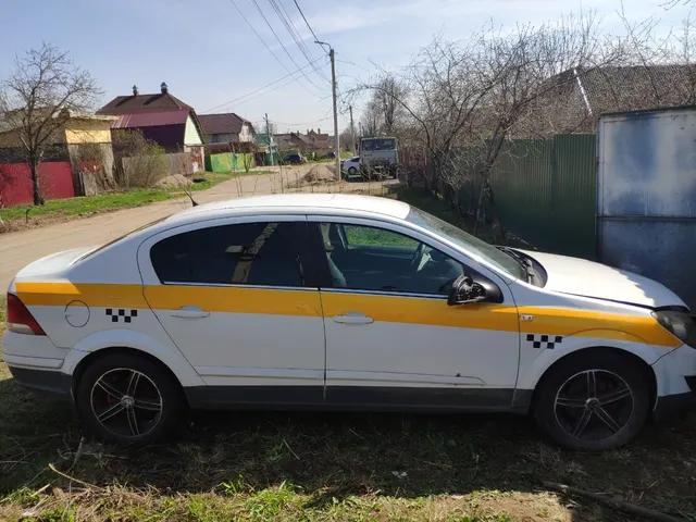 Легковой автомобиль OPEL, модель: Astra (A-H\NB), год выпуска: 2012 г., кузов №:XWF0AHL69C0014660, идентификационный номер (VIN): XWF0AHL69C0014660. Ограничение- залог ПАО «Совкомбанк».