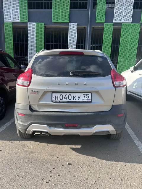 Автомобиль марки LADA модель XRAY 2020 г.в. VIN-номер XTAGAB440L1312219