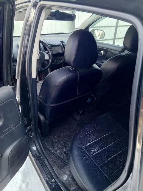Автомобиль марки NISSAN модель Note 2010 г.в. VIN-номер SJNFAAE11U2100859