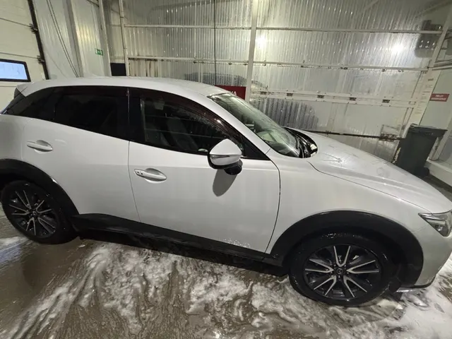 Автомобиль марки MAZDA модель CX-3 2017 г.в. номер кузова DK5AW-203433