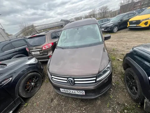 Автомобиль марки VOLKSWAGEN модель CADDY 2015 г.в. VIN-номер WV2ZZZ2KZGX016144