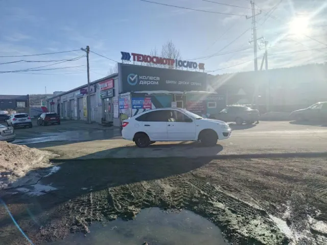 Автомобиль марки LADA модель GRANTA 2015 г.в. VIN-номер XTA219110FY182737