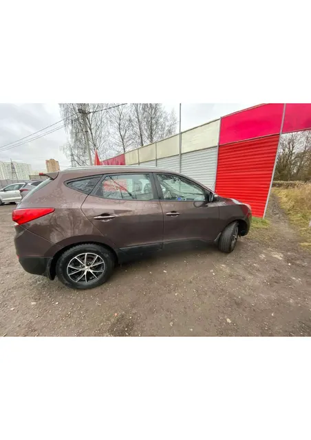 Автомобиль марки HYUNDAI модель ix35 2010 г.в. VIN-номер U5YZU81BDBL052319