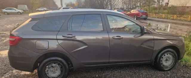 Марка: LADA, модель: Vesta GFK 110, год выпуска: 2020 г.,кузов №: XTAGFK110LY449647, идентификационный номер (VIN): XTAGFK110LY449647, являющийся предметом залога ПАО «Совкомбанк»