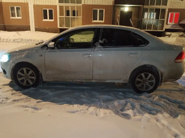 Автомобиль марки VOLKSWAGEN POLO, 2013 года выпуска, VIN XW8ZZZ61ZEG037070