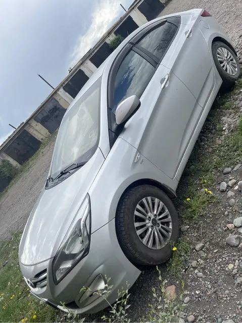Автомобиль марки HYUNDAI, модель: Solaris, VIN: Z94CU41DBFR324922, гос. рег. номер: В392ВН17, год изготовления: 2014