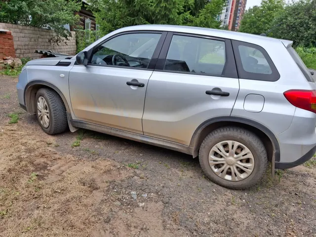 Автомобиль марки SUZUKI VITARA, 2015 г.в., VIN TSMLYD21S00147304 (залоговое имущество ПАО «Совкомбанк»)