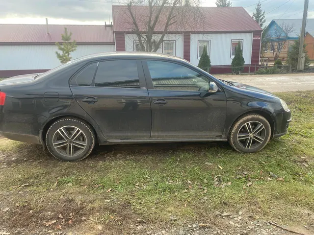 Автомобиль марки VOLKSWAGEN модель Jetta 2007 г.в. VIN-номер WVWZZZ1KZ7M103800
