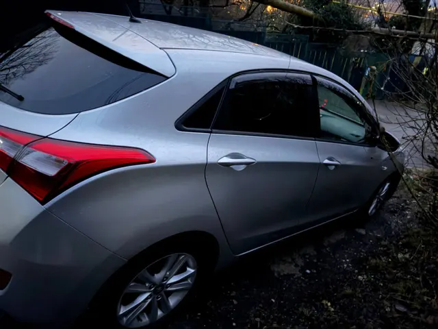 Автомобиль марки HYUNDAI модель I30 2013 г.в. VIN-номер TMAD251BBEJ111897