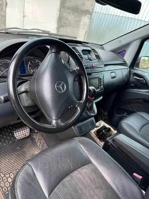 Автомобиль марки MERCEDES модель VIANO 2008 г.в. VIN-номер WDF63981313489507