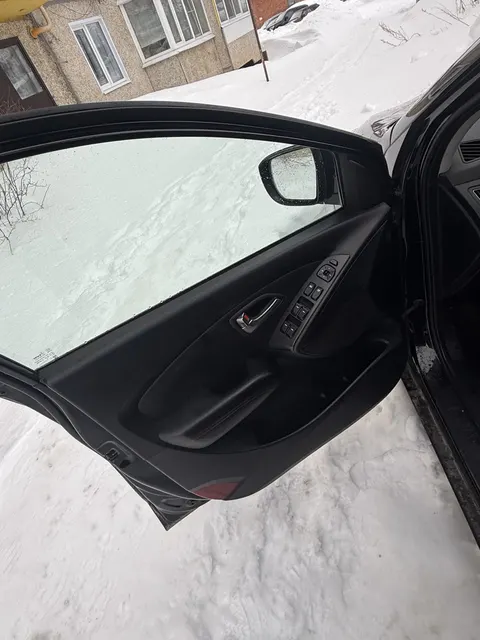 HYUNDAI модель IX35 2012 г.в. VIN-номер TMAJU81BADJ386799