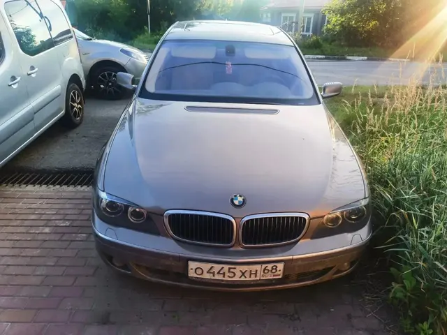 Легковой автомобиль марки: BMW модель: 740I, год выпуска: 2006 г., идентификационный номер (VIN): WBAHL61050DN92674
