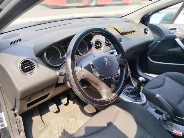 Автомобиль марки PEUGEOT модель 308 2011 г.в. VIN-номер Z8T4C5FS0BM004442
